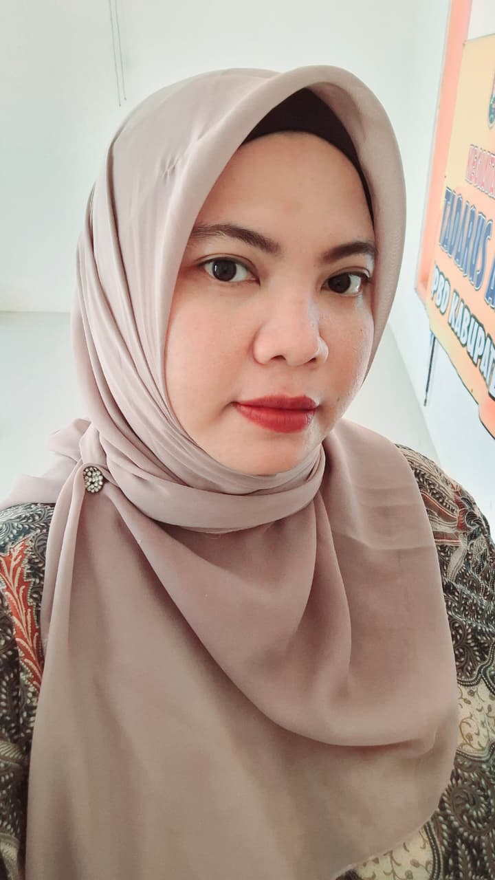 ZAYYINATUL WARDAH, S.Akun